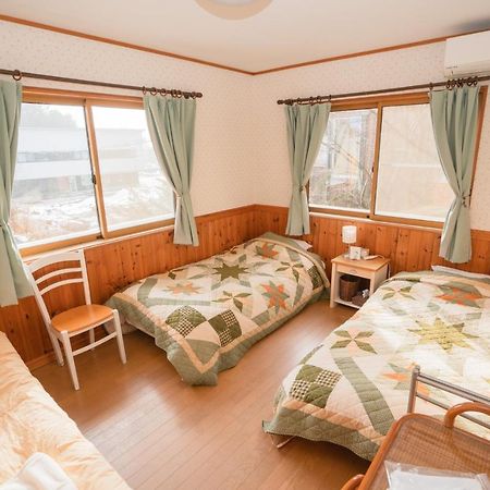 Guest House Chaconne Karuizava Kültér fotó
