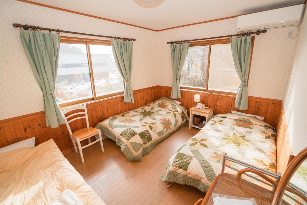 Guest House Chaconne Karuizava Kültér fotó